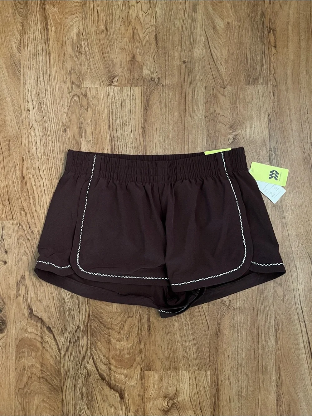 NWT All in Motion Crochet Trim Shorts